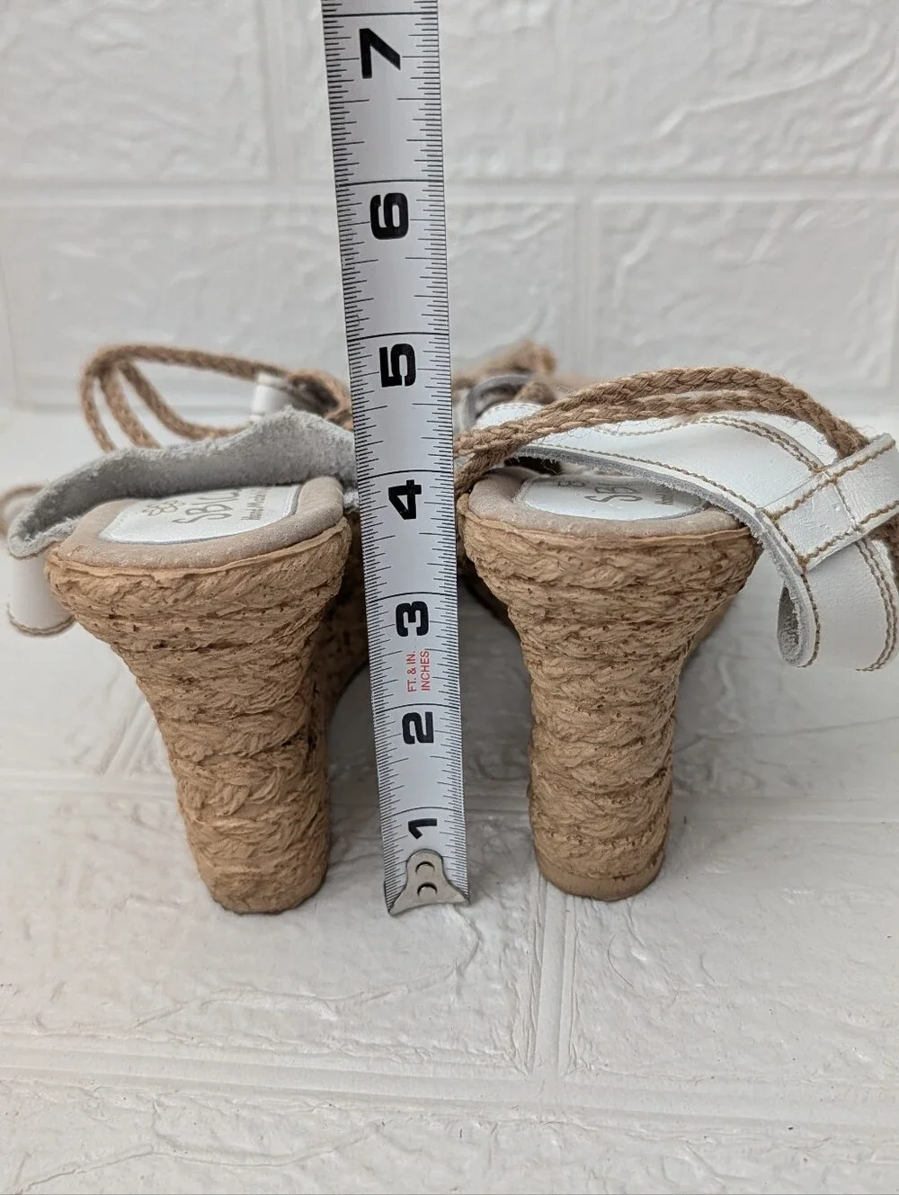Sbicca White Laser-Cut Espadrille Rope-Wrap Wedges Woman's Sz 5M